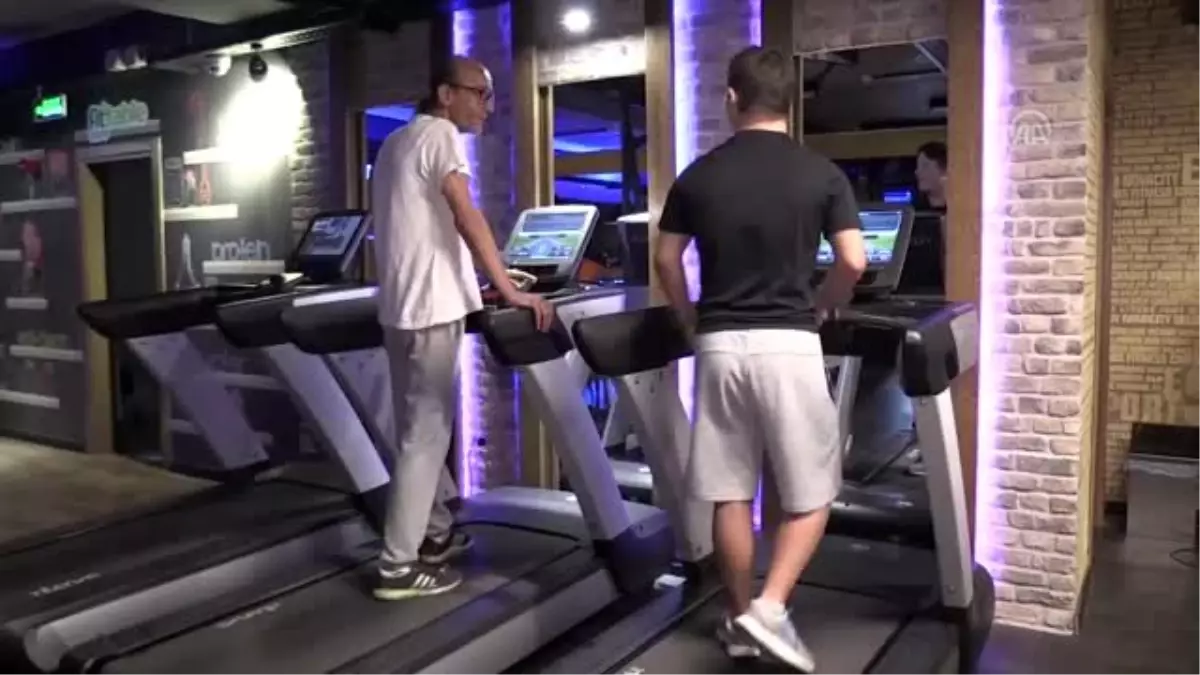 Down sendromlu yüzücünün gözü Avrupa şampiyonluğunda - ESKİŞEHİR