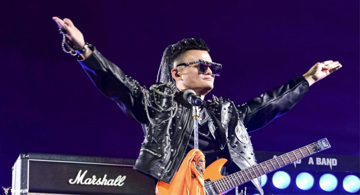 Emekli olan Alibaba kurucusu Jack Ma, şirketine rock konseri vererek veda etti