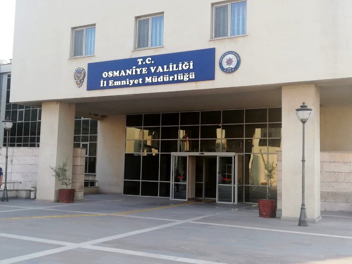 Eşlerine not bırakıp evi terk kız kardeşler PUBG\'den tanıştıkları genç ile kaçtı