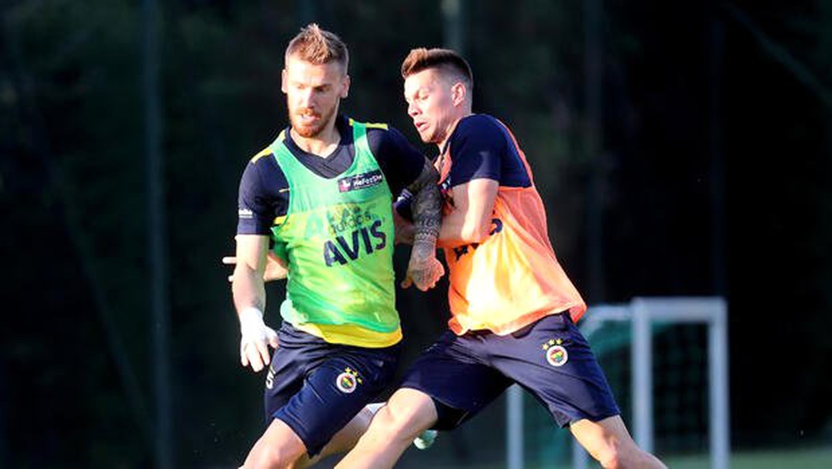 Fenerbahçe\'de Alanyaspor maçı hazırlıkları sürüyor
