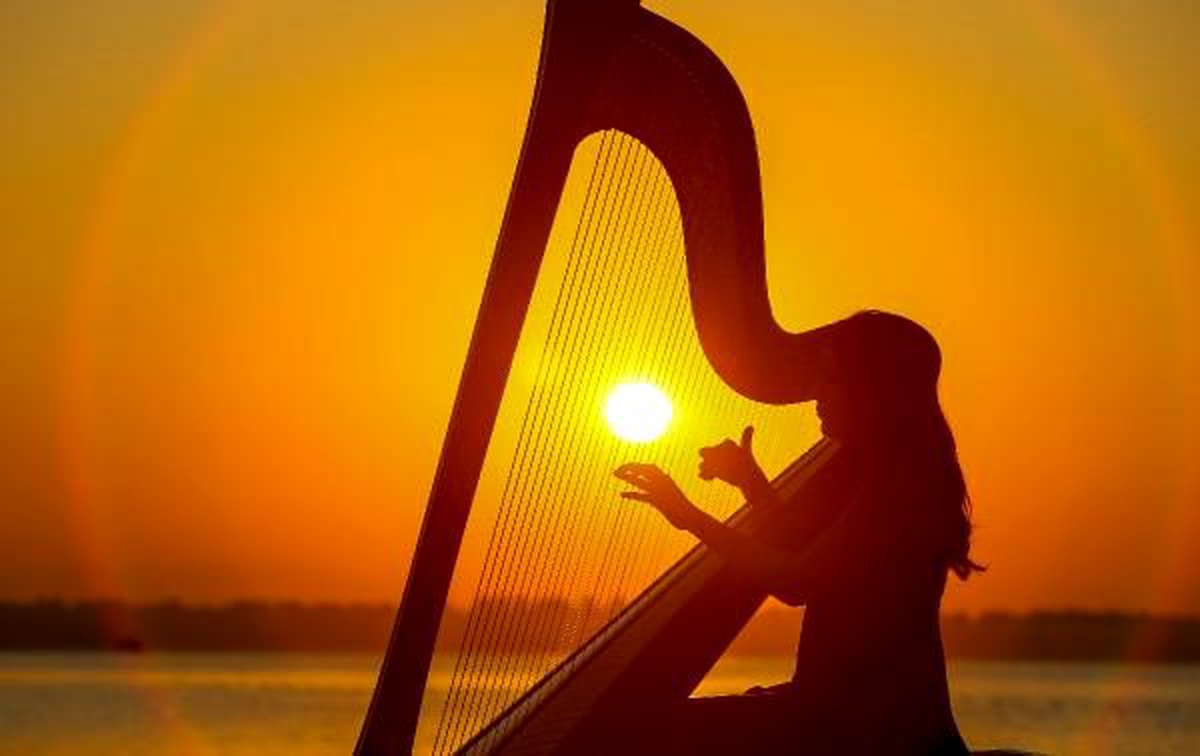 Gün doğumunda doğaya konser