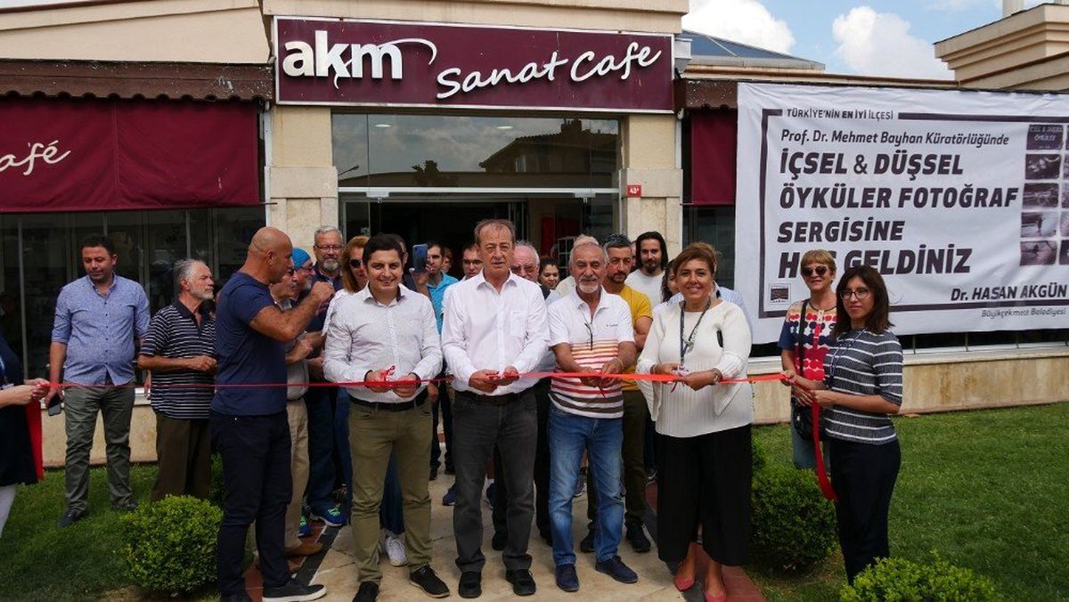 "İçsel ve Düşsel Öyküler" fotoğraflar Büyükçekmece\'de sergilendi