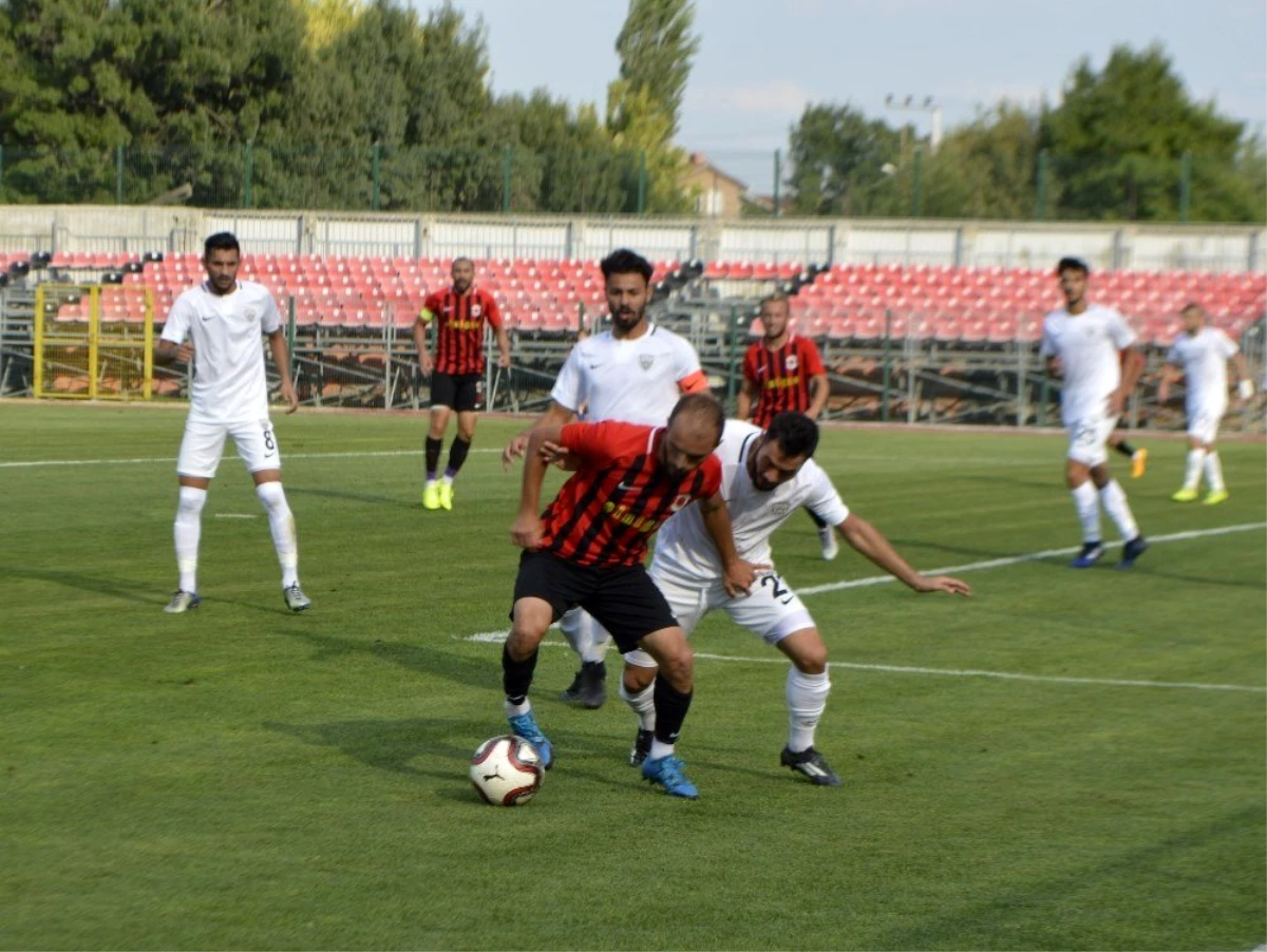 İki madenci şehri karşı karşıya geldi