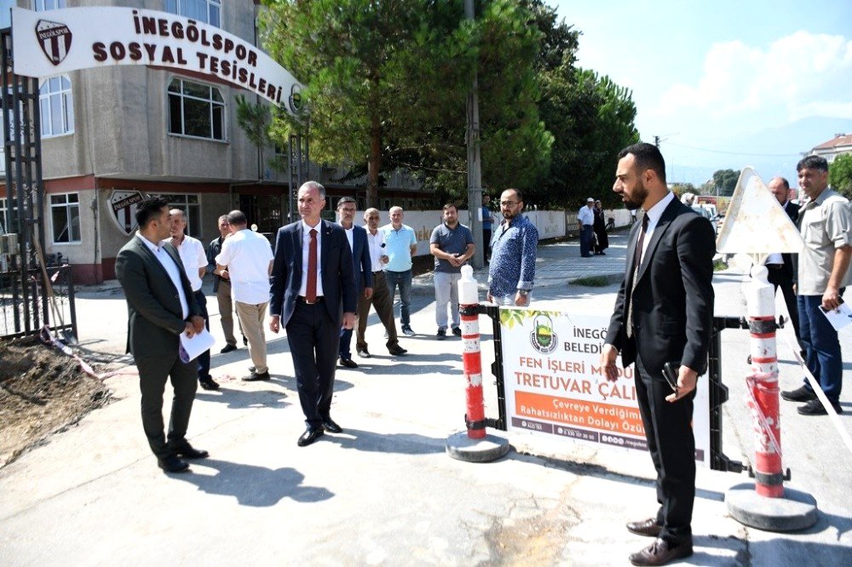 İnegöl Belediyesi\'nden Burhaniye Mahallesi\'ne otopark ve parke taşı