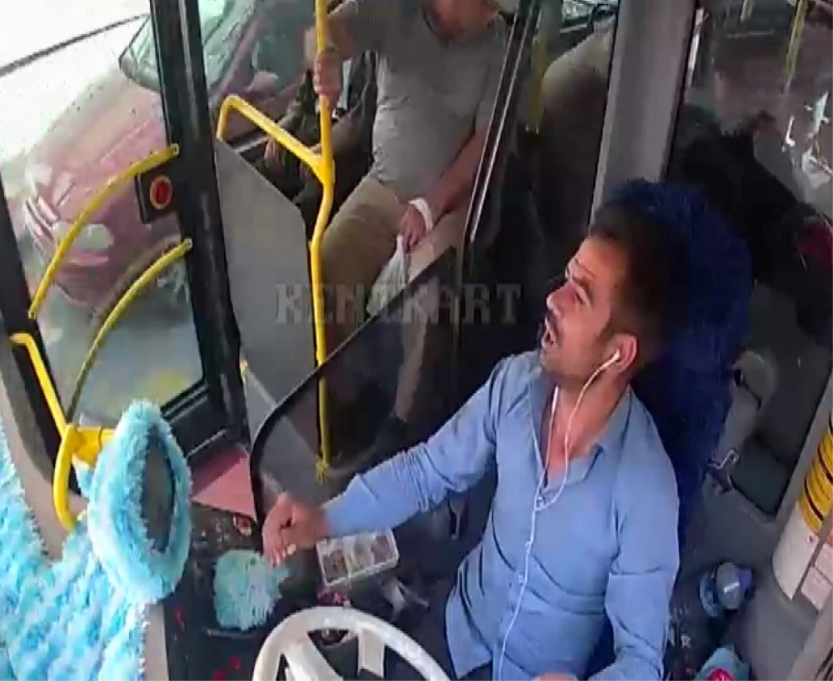 Kadının çırpınışlarına dayanamadı, yolcu dolu otobüsle yönünü hastaneye çevirdi