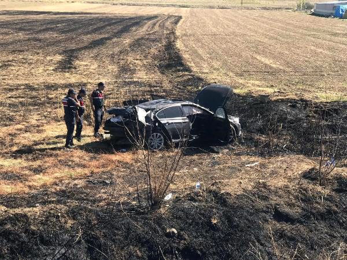 Mersin büyükşehir belediye başkanının danışmanı kaza yaptı: 3 yaralı