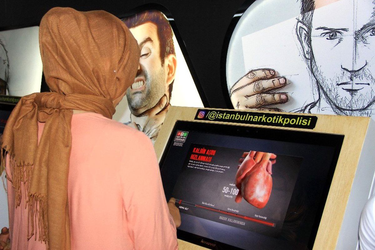 Narkotik eğitim Tır\'ı Muğla\'da