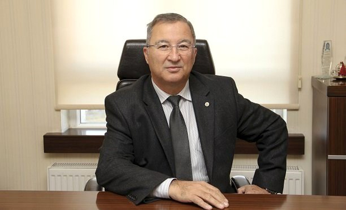 Prof. Dr. Artık: "Güvenli gıda tüketmenin yolu, etiketten geçiyor"