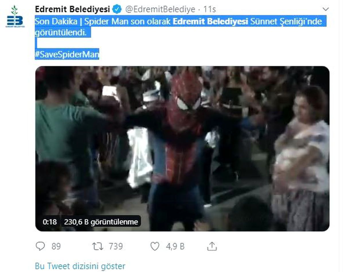 Romanlar çaldı, Süpermen oynadı
