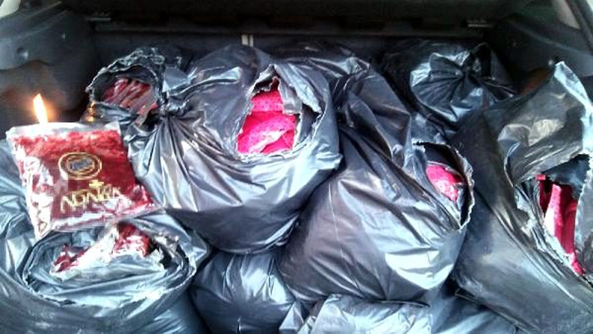 Şüpheli otomobilde 361 kilo kaçak nargile tütünü ele geçirildi