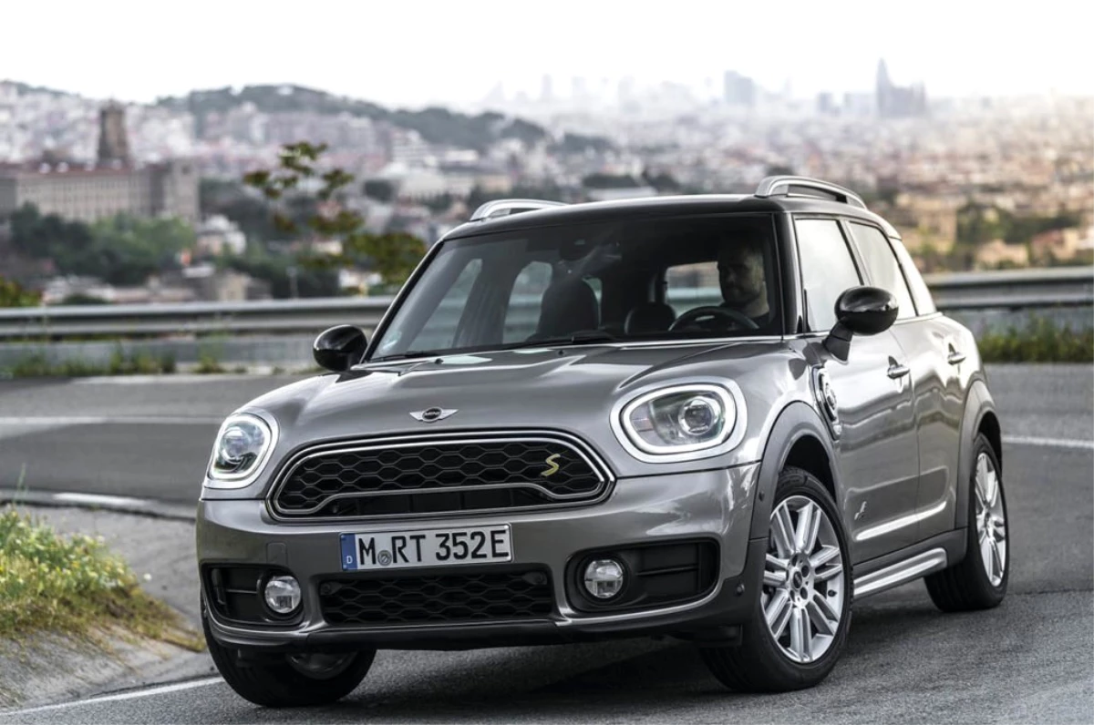 Tamamen Elektrikli MINI Cooper SE Frankfurt\'ta sahne alıyor