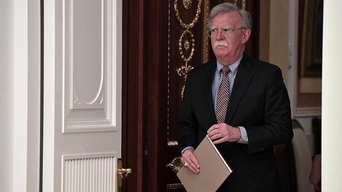 Trump ile fikir ayrılığı Bolton\'ı koltuğundan etti