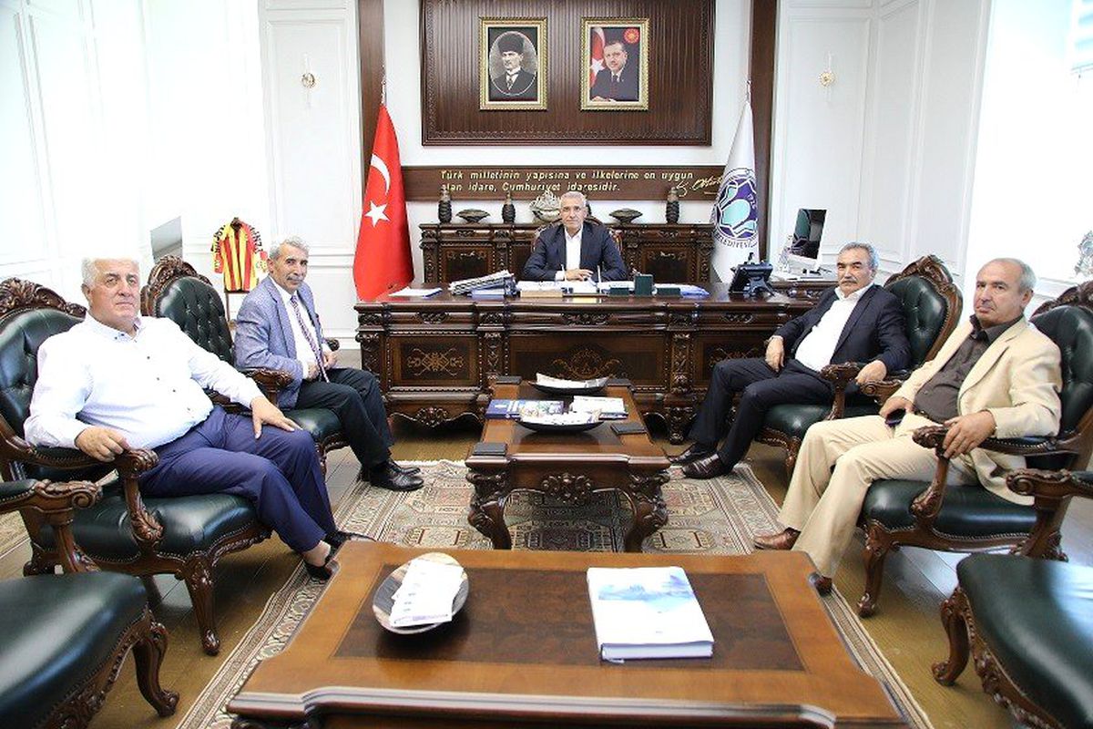 Türk Ocaklarından Başkan Güder\'e ziyaret
