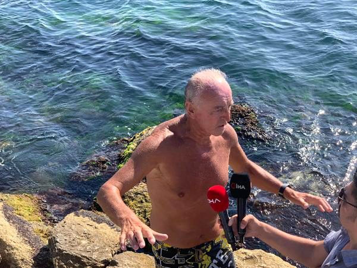 Üsküdar\'da kayalıklardan denize düşen kişiyi vatandaşlar kurtardı