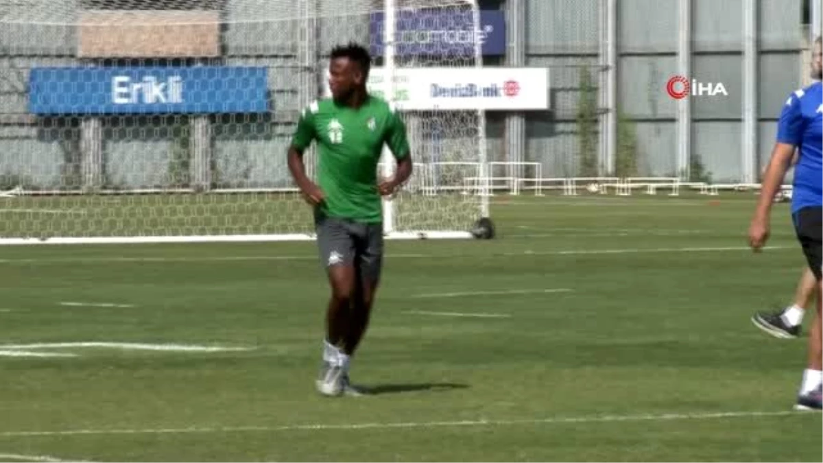 Abdullahi Shehu: "Bursaspor için transfer tekliflerini değerlendirmedim"