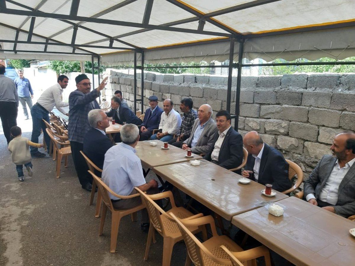 AK Parti Van Milletvekili Kartal, Van\'da hemşehrileriyle bir araya geldi