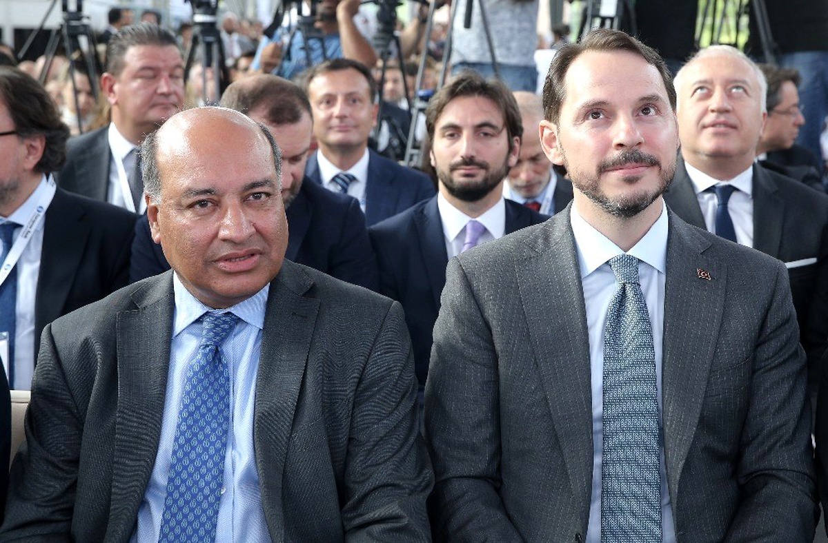 Bakan Albayrak: "Merkez Bankası\'nın faiz kararının etkilerini önümüzdeki günlerde göreceğiz"