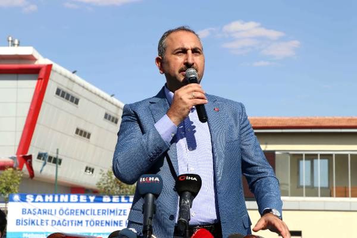 Bakan gül: çocukları okul yoluna değil dağ yoluna götürenleri kınıyoruz