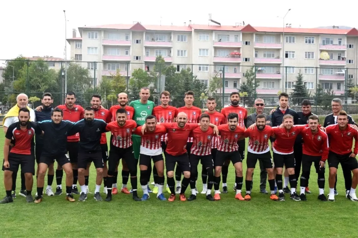 Cevizli Anadolu Spor Kulübü Başkanı Karakelle: "Şampiyonluğu göğüsleyeceğiz"