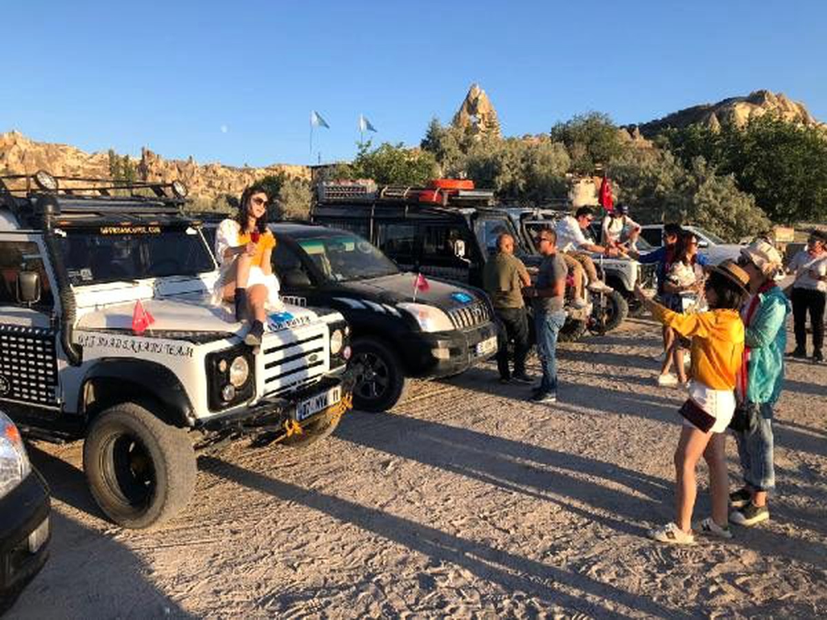 Çinli turistler kapadokya\'da safari yaptı