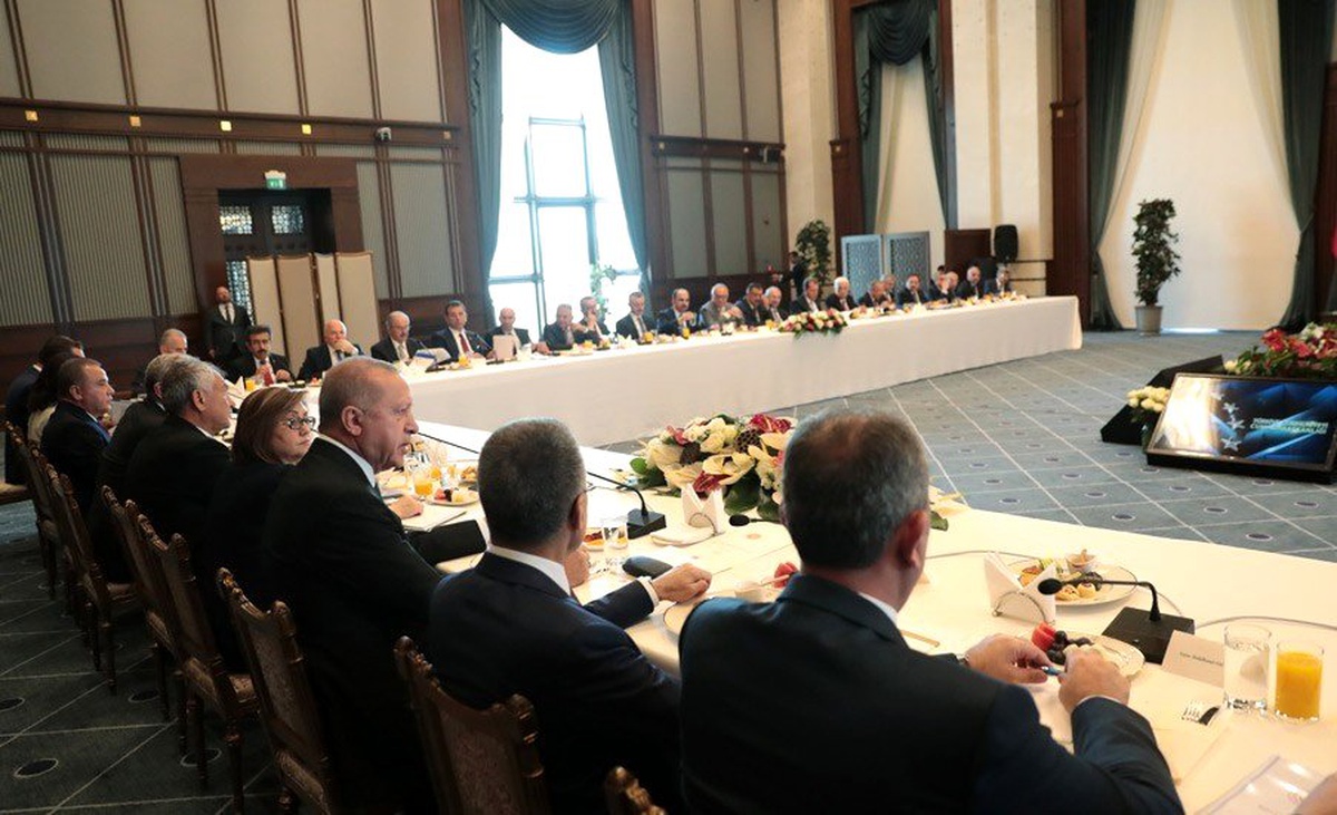 Cumhurbaşkanı Erdoğan, kurulacak komisyona Başkan Ergün\'ü de seçti
