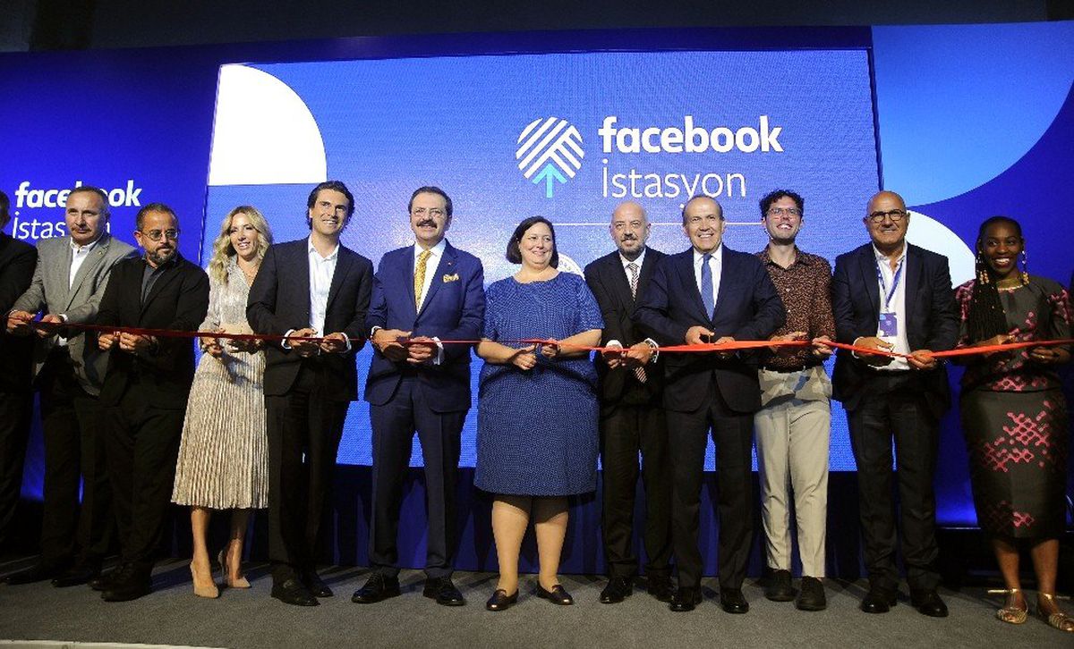 Facebook İstasyon Merkezi İstanbul\'da açıldı