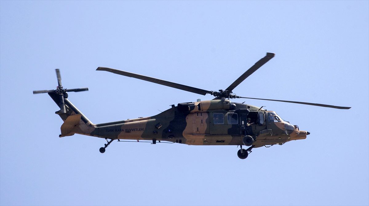 Fırat\'ın doğusunda dördüncü ortak helikopter uçuşu