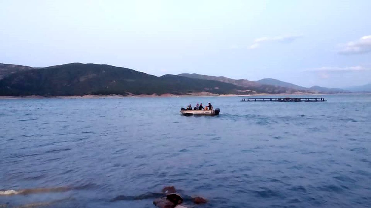 Gölde kaybolan balıkçıyı balık adamlar arayacak