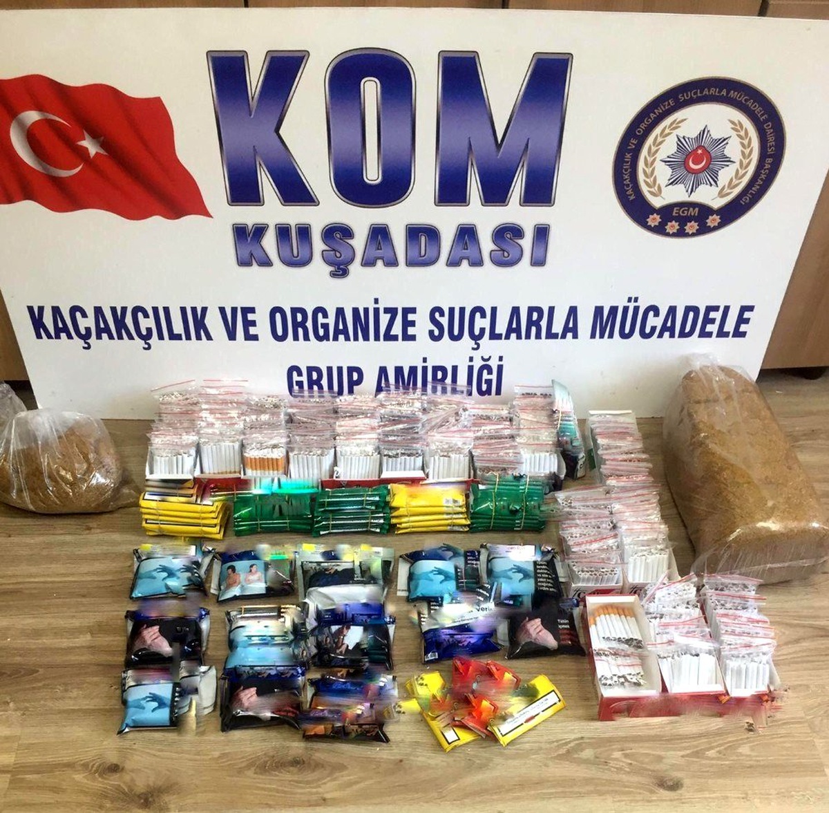 Kuşadası\'nda kaçak tütün operasyonu