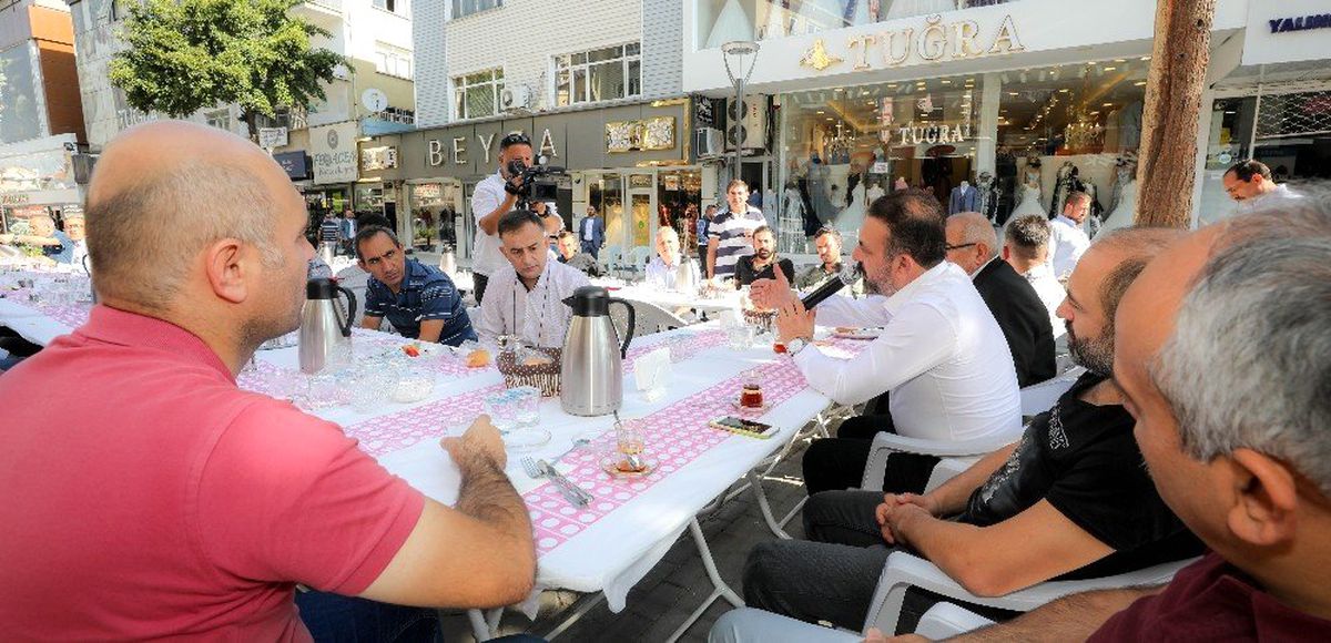 Sincan\'da esnafla "Yerel Buluşmalar" başladı