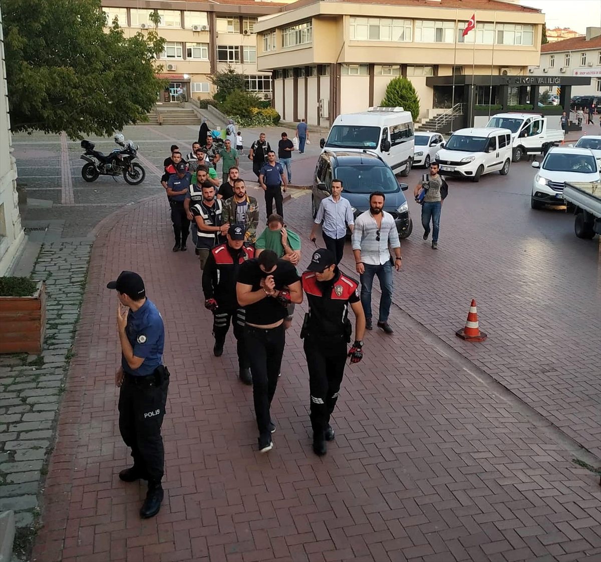 Sinop\'ta iki çocuk annesi kadının öldüğü silahlı kavga