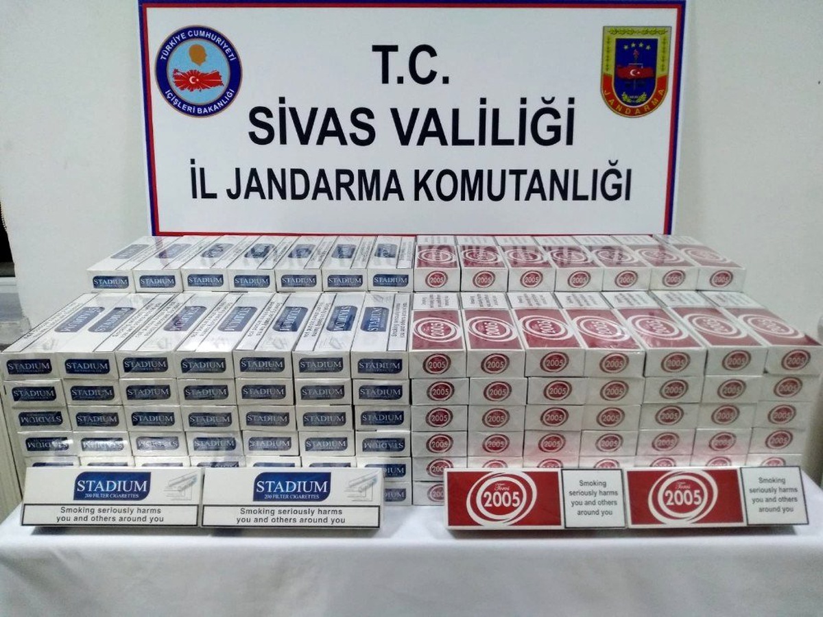 Sivas\'ta 17 bin 670 paket kaçak sigara ele geçirildi