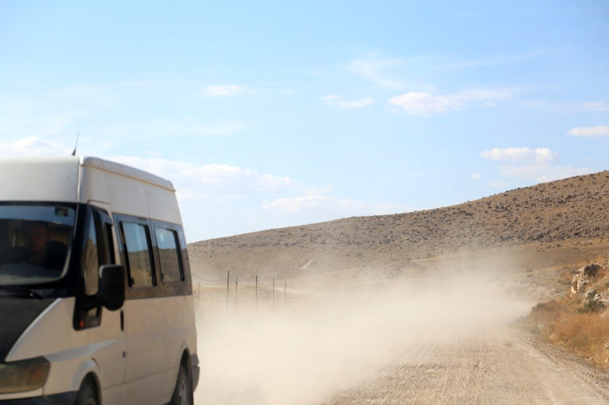 Sivrihisar\'dan Büyükşehir Belediyesi\'ne yol eleştirisi