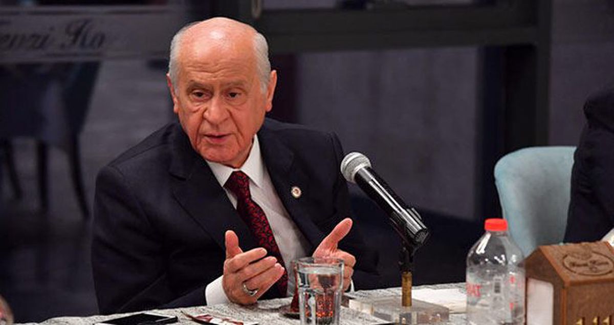 Devlet Bahçeli'den Bülent Arınç çıkışı: Kendisine olan saygımı yitirdim