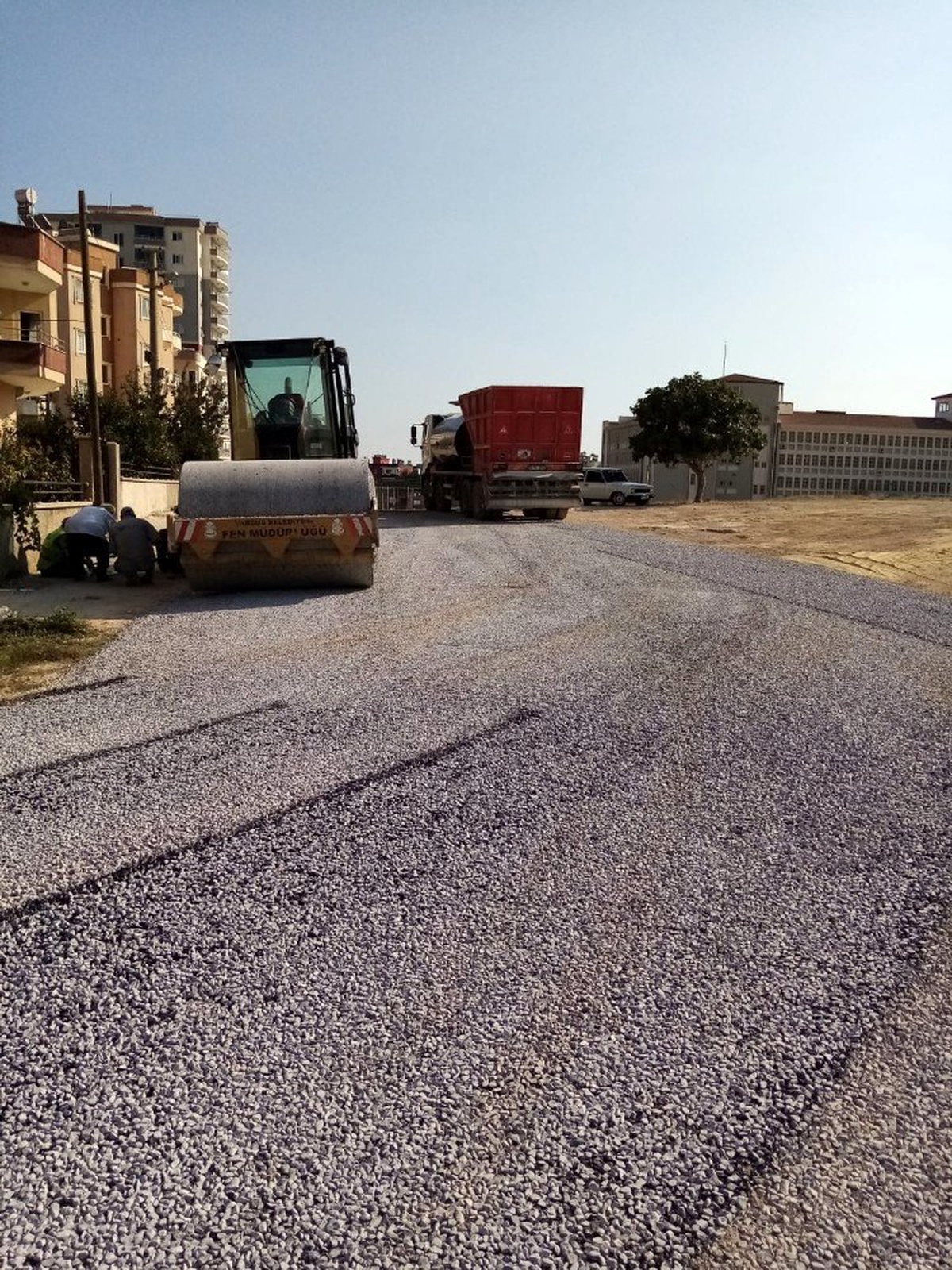 Tarsus Belediyesi, asfaltlama çalışmalarına ağırlık verdi