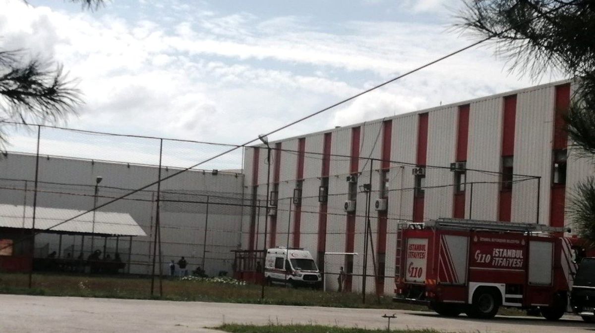 Tuzla\'da gıda fabrikasında gaz paniği