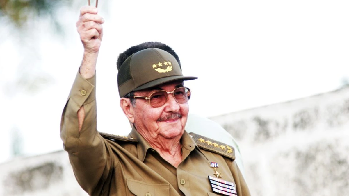 Twitter Raul Castro\'nun hesabını kapattı