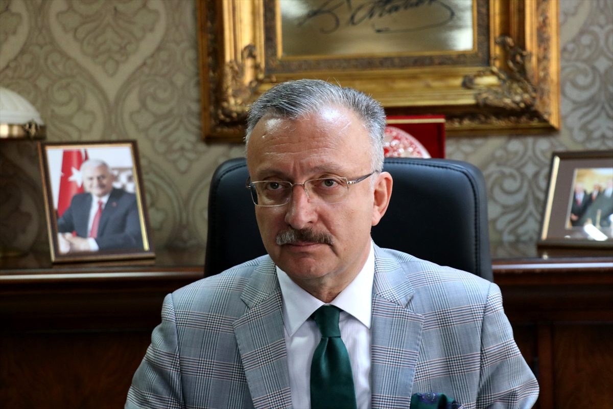 Üniversite senatosundan Diyarbakır annelerinin oturma eylemine destek