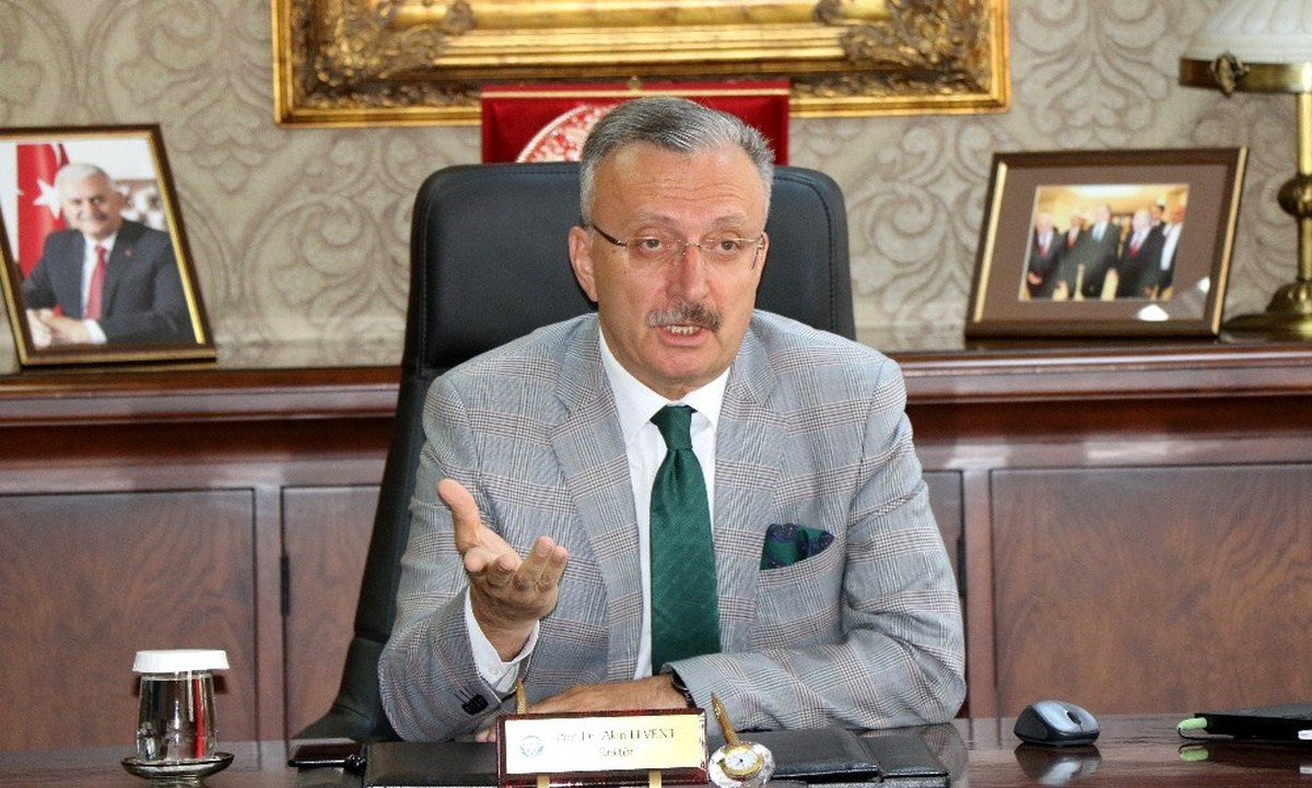 Üniversite senatosundan Diyarbakır annelerinin oturma eylemine destek