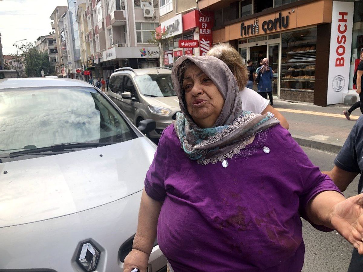 Yaşlı kadına gaspçı şoku