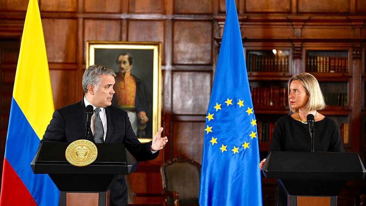 AB Venezuelalı göçmen akını için Kolombiya\'ya 30 milyon euro yardım gönderiyor