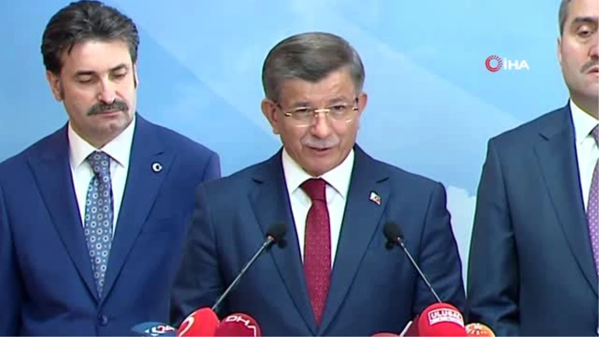Ahmet Davutoğlu, AK Parti\'den istifasını açıkladı, yeni siyasi parti sinyali verdi