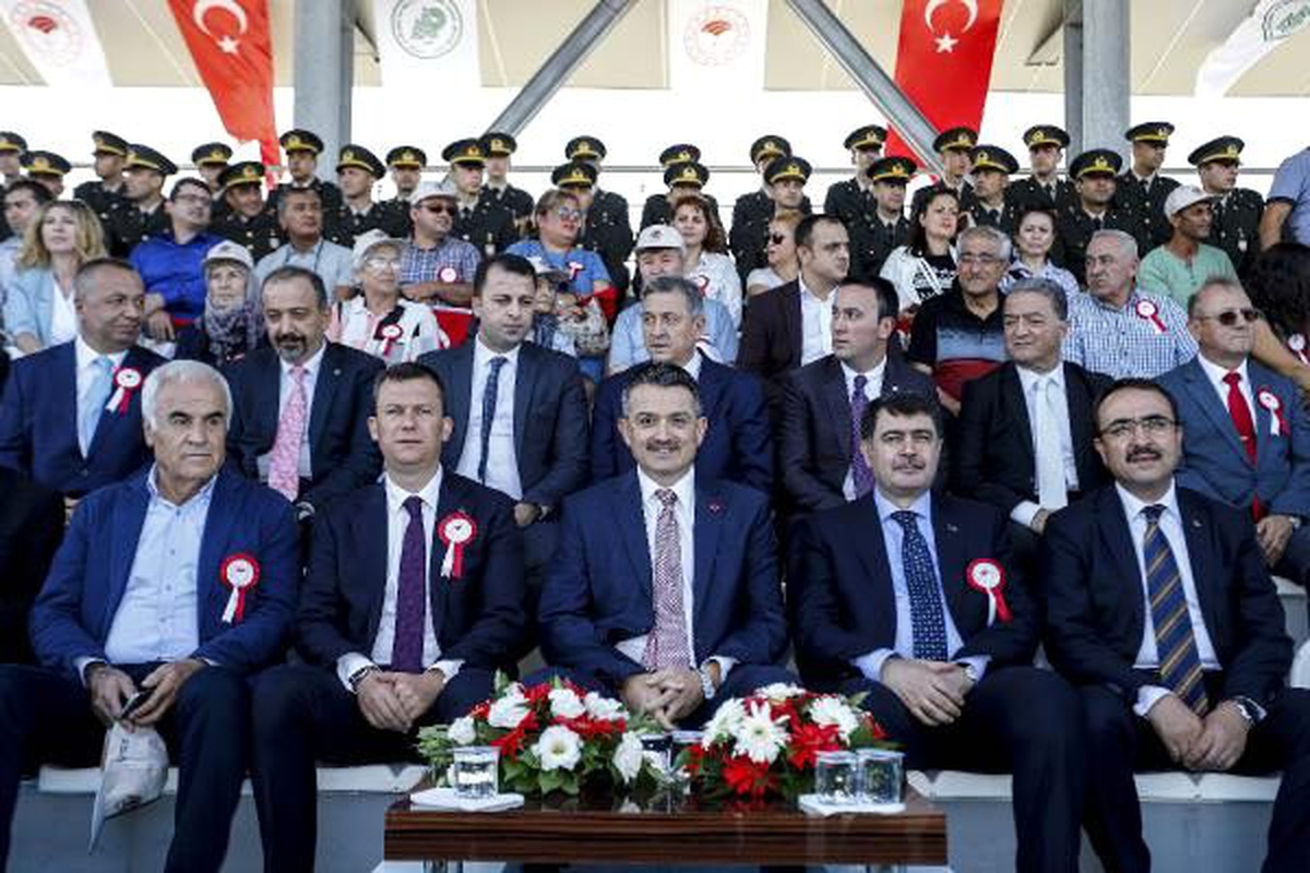 Bakan pakdemirli: mekanlar, hatıralarımızı diri tutan yerlerdir
