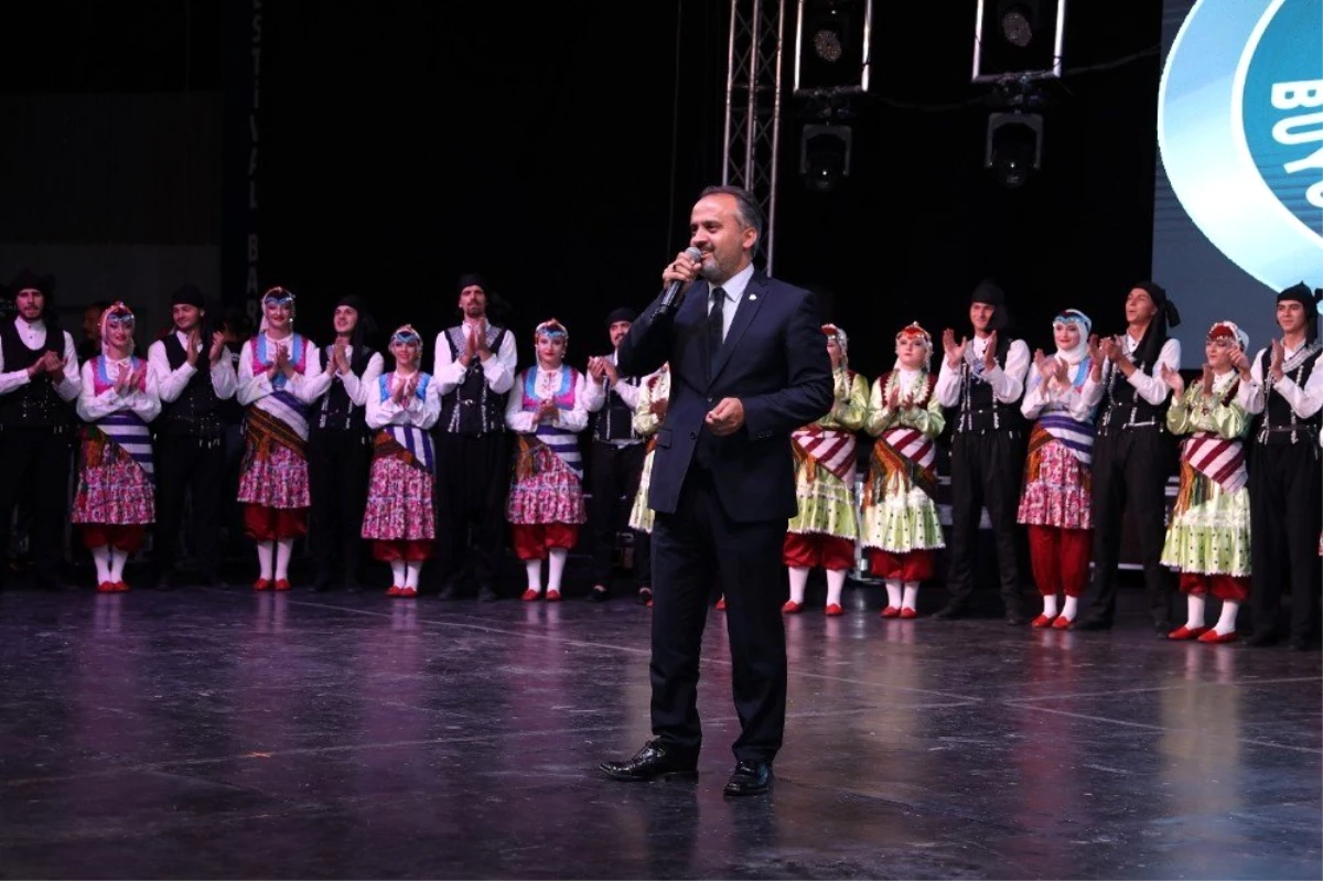 Balkan festivaline muhteşem gala