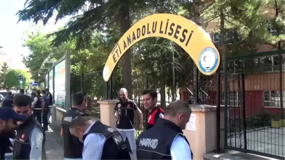 Çorum polisinden okul çevrelerinde denetim