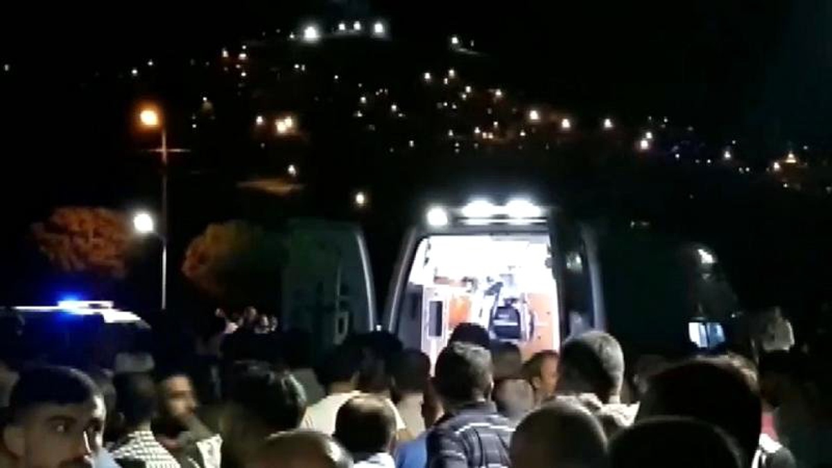 Diyarbakır\'da patlama: 4 ölü 13 yaralı