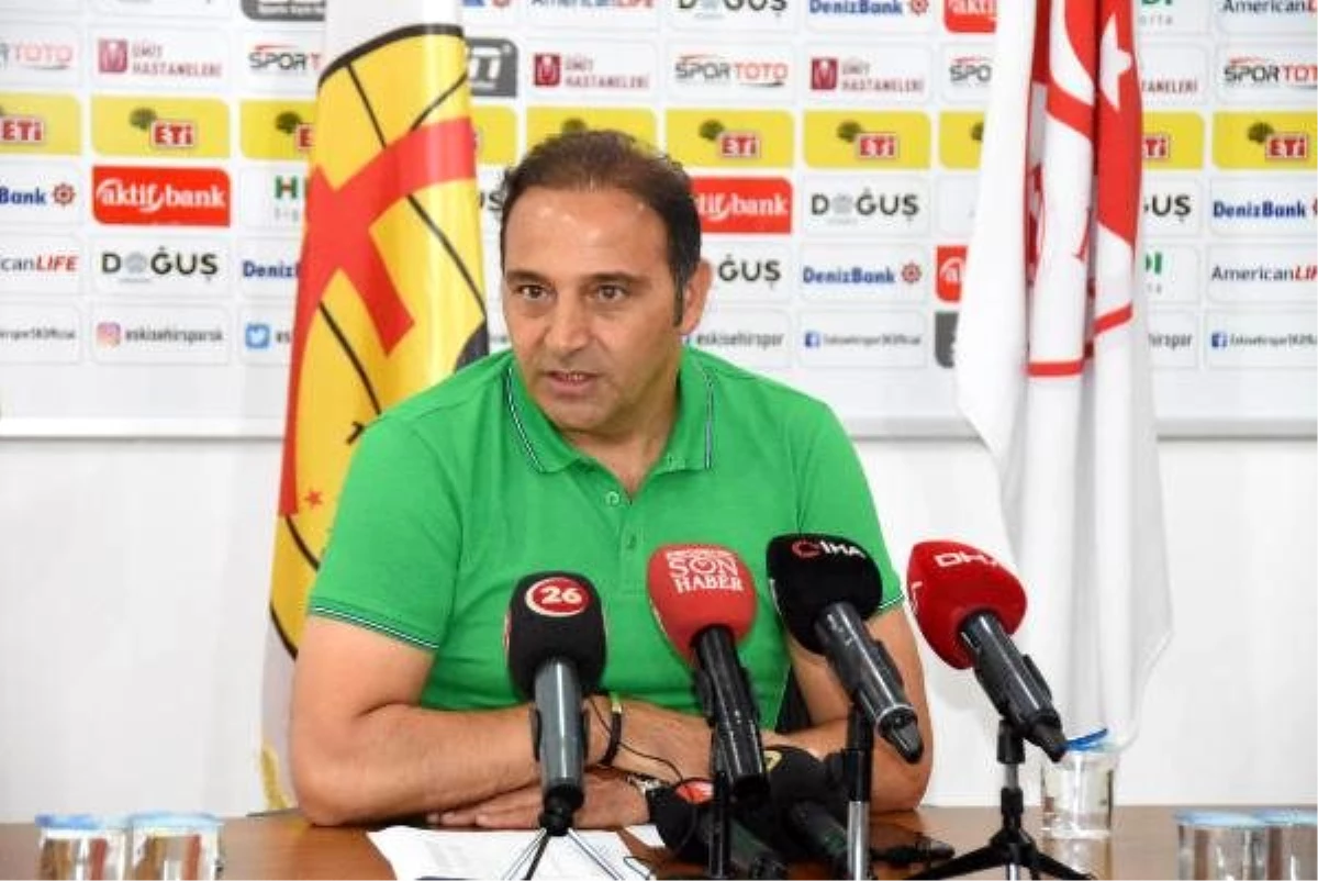 Eskişehirspor teknik direktörü fuat çapa istifa etti