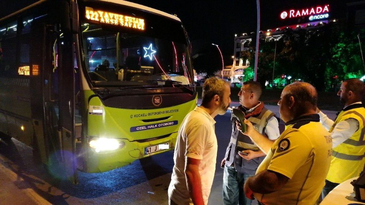 Gebze\'de kurallara uymayan sürücülere 12 bin TL ceza