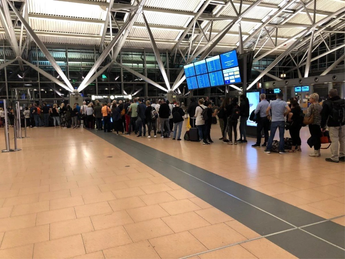 Hamburg Havalimanı\'nda güvenlik alarmı
