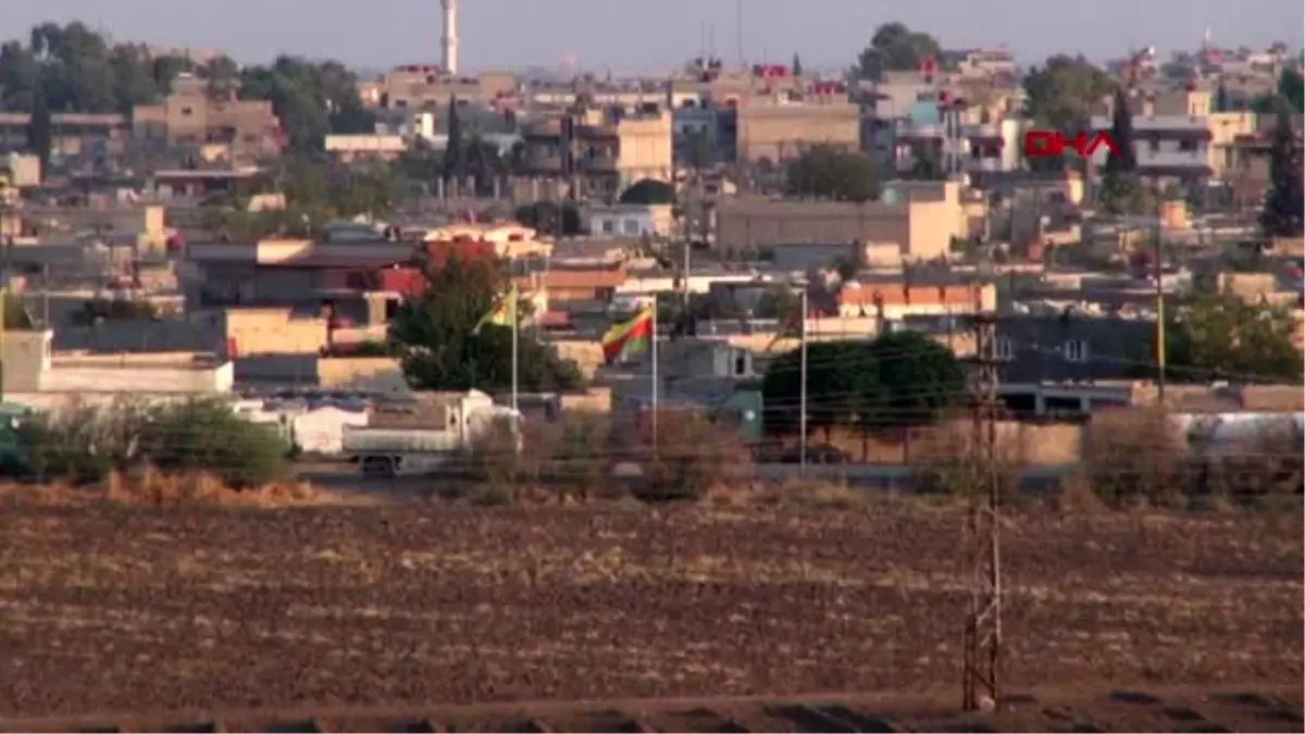 Mardin-ypg\'li teröristlerin hendek kazma anları görüntülendi